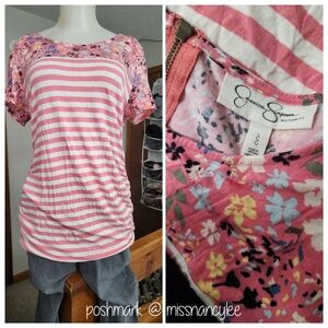 Jessica Simpson Maternity Floral Top